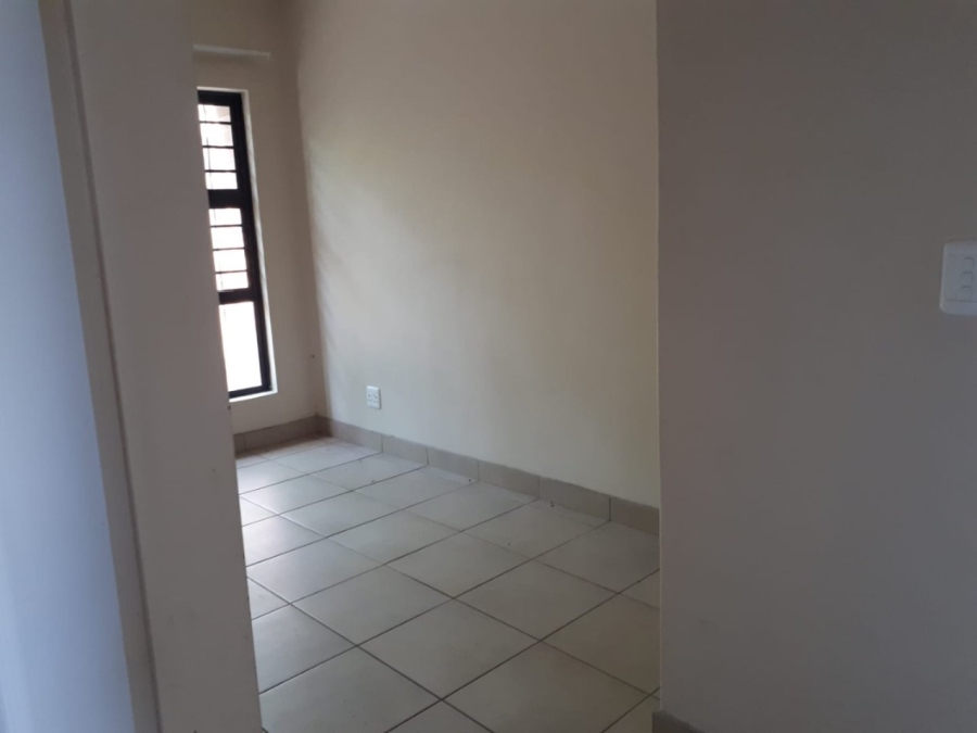 To Let 1 Bedroom Property for Rent in Mooivallei Park North West